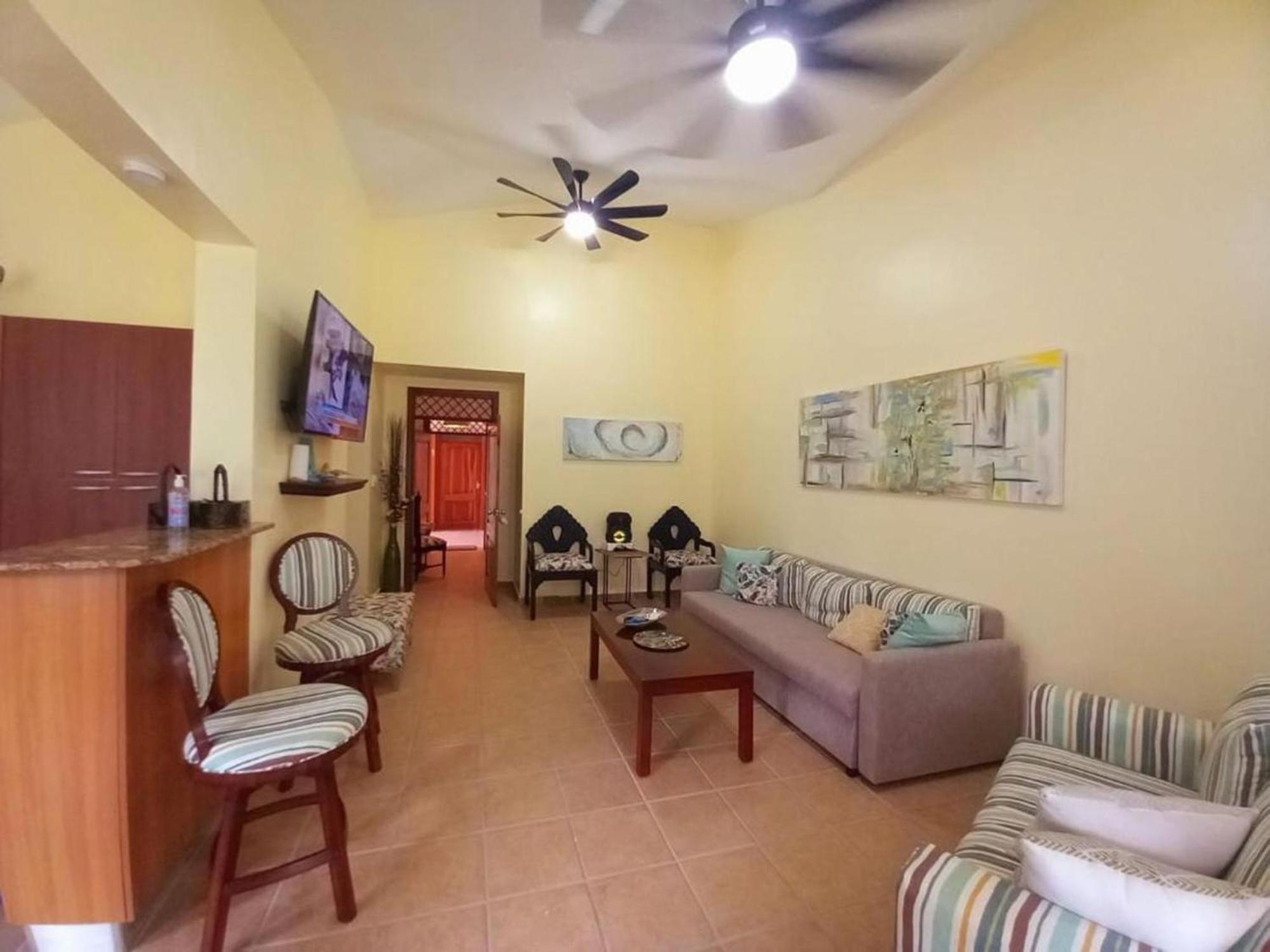 Las Brisas, Juan Dolio, 3Br, 2 Pools, Jacuzzi, Beach, Golf, 7 Sleepsアパートメント エクステリア 写真